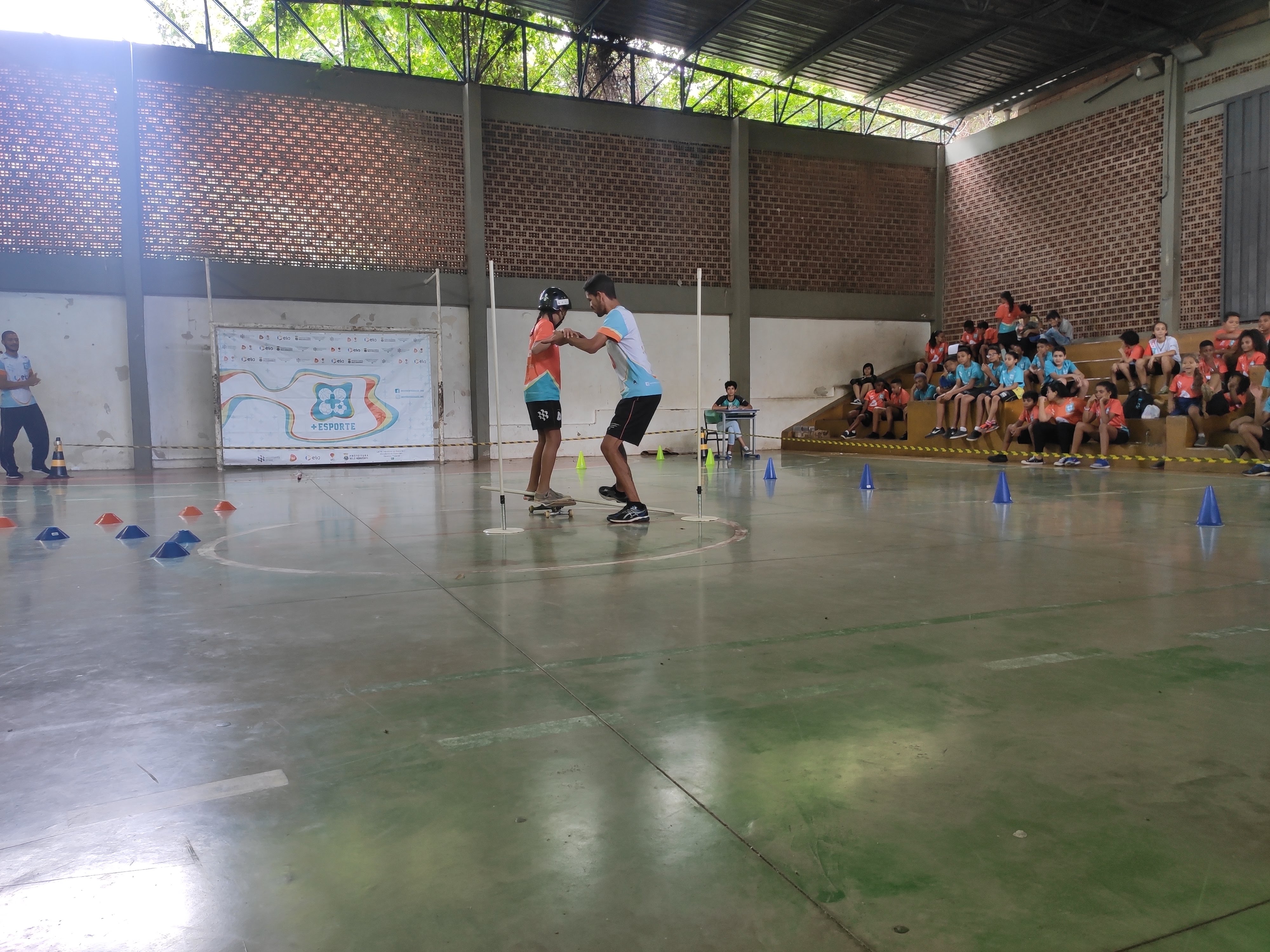 Foto Escola Municipal Senador Levindo Coelho